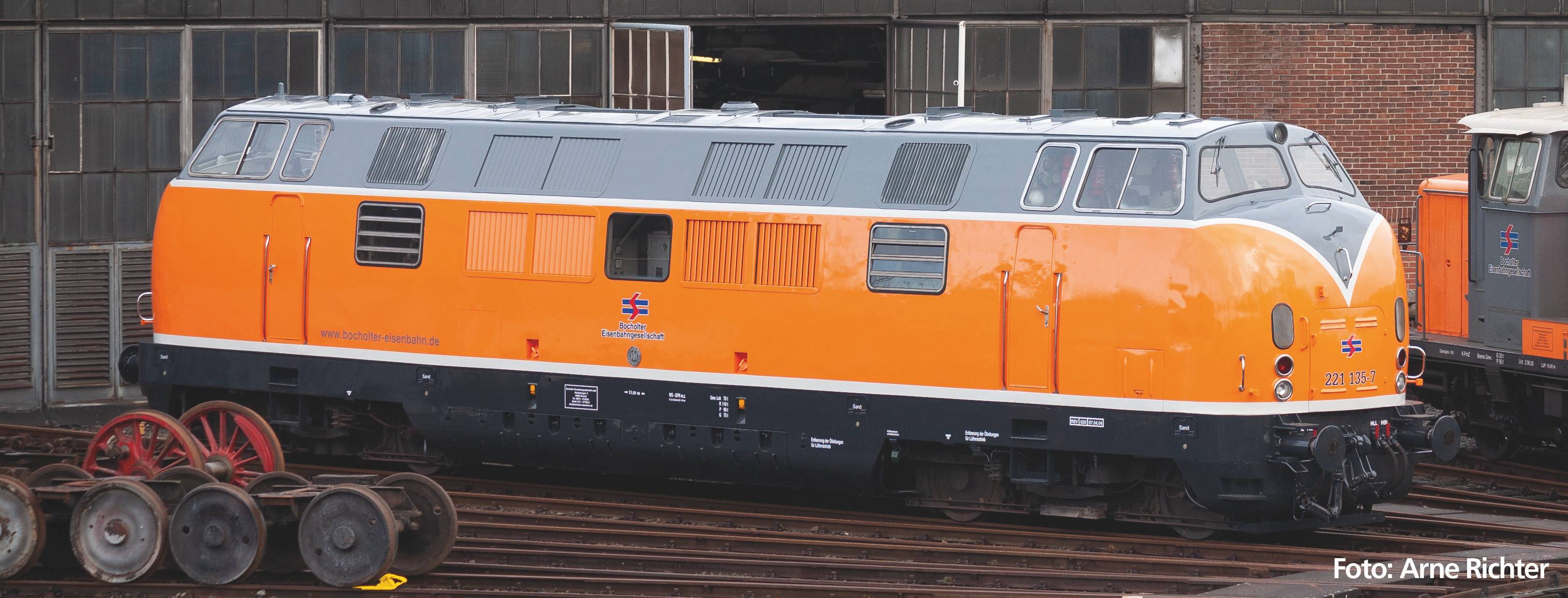 Piko 40509 Dieselová lokomotiva BR 221 135-7 BEG se zvukem