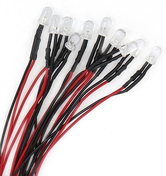LED 19792 LED dioda kulatá teplá bílá 5 x 8mm s vodiči 200m a osazeným rezistorem, max. 12V, 1ks