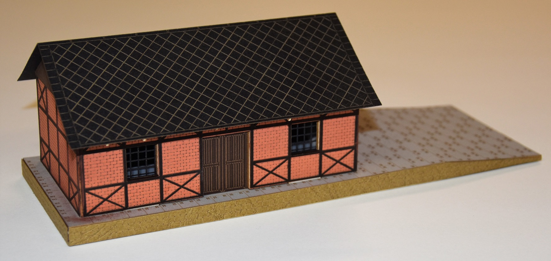 BuBi-model H060158 Sklad Lužná u Rakovníka, 220 x 80 x 69mm, barvená stavebnice Laser-Cut !!! AKCE !!!