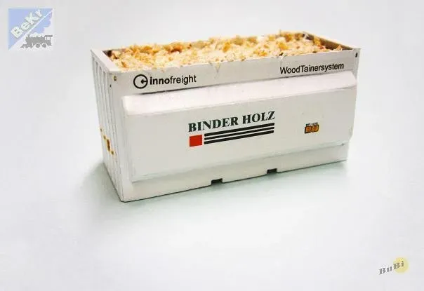 BuBi-model H070063 Kontejner na štěpky BINDER HOLZ, ložený štěpkami, sestavený a nabarvený model Laser-Cut