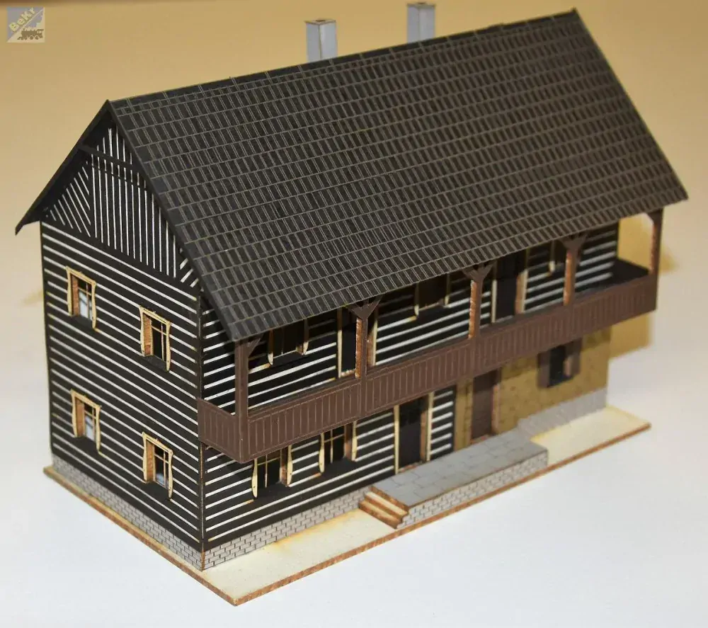 BuBi-model N60157 Roubenka patrová, 98 x 59,5 x 77,7mm, barvená stavebnice Laser-Cut