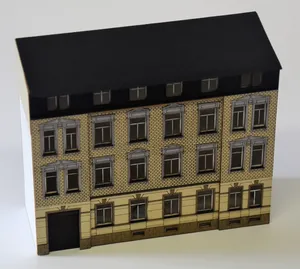 BuBi-model TT60176 Dům Schillerstrasse č.17 - poloreliéf, 160 x 55 x 135mm, barvená stavebnice Laser-Cut !!! AKCE !!!