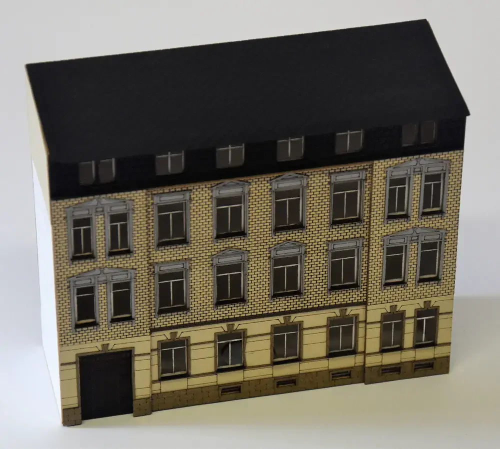 BuBi-model TT60176 Dům Schillerstrasse č.17 - poloreliéf, 160 x 55 x 135mm, barvená stavebnice Laser-Cut !!! AKCE !!!