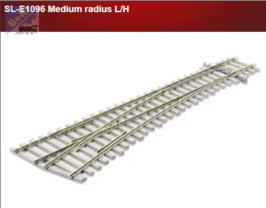 Peco SL-E1095 Rovná výhybka pravá na betonových pražcích 12°, R 914 mm, délka 219 mm