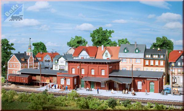 Auhagen 13328 Nádraží Wittenburg stavebnice