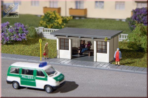 Auhagen 13330 2 autobusové čekárny stavebnice