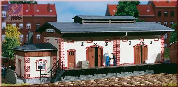 Auhagen 11399 Skladiště 316 x 125 x 92 mm stavebnice
