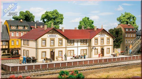 Auhagen 11413 Nádraží Grünberg 285 x 120 x 115 mm stavebnice