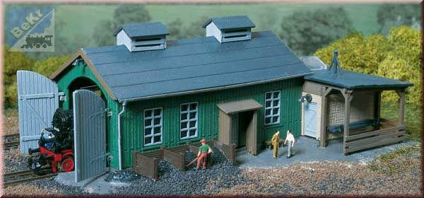 Auhagen 13286 Výtopna jedno stání 216 x 128 x 70 mm stavebnice