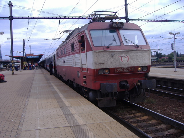 DK-model TT0402 Elektrická lokomotiva řady 350 (ES499.0), stavebnice z leptaného plechu
