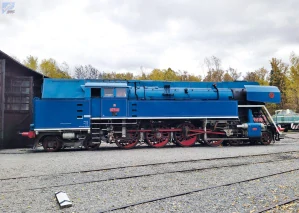Trix 25477 Parní lokomotiva řady 477.043 Papoušek ČSD se zvukem a dynamickým kouřením