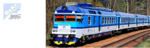 MTB 560003+060301 Elektrická jednotka 560 003 + vložený vůz 060 301 ČD Panťák
