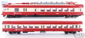 MTB 560023+060032 Elektrická jednotka 560 023 + vložený vůz 060 032 ČD Panťák