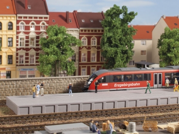 Auhagen 41634 Nástupiště bez střechy 336 x 79 x 7/13 mm stavebnice