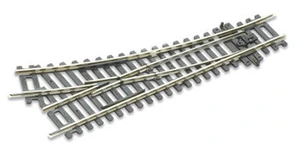 Peco ST240 Výhybka pravá s izolovanou srdcovkou, 22,5°, R 438 mm, délka 168 mm