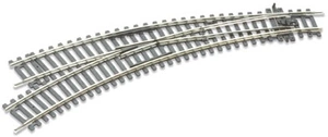 Peco ST245 Oblouková výhybka levá, R 504,8/438 mm, s izolovanou srdcovkou