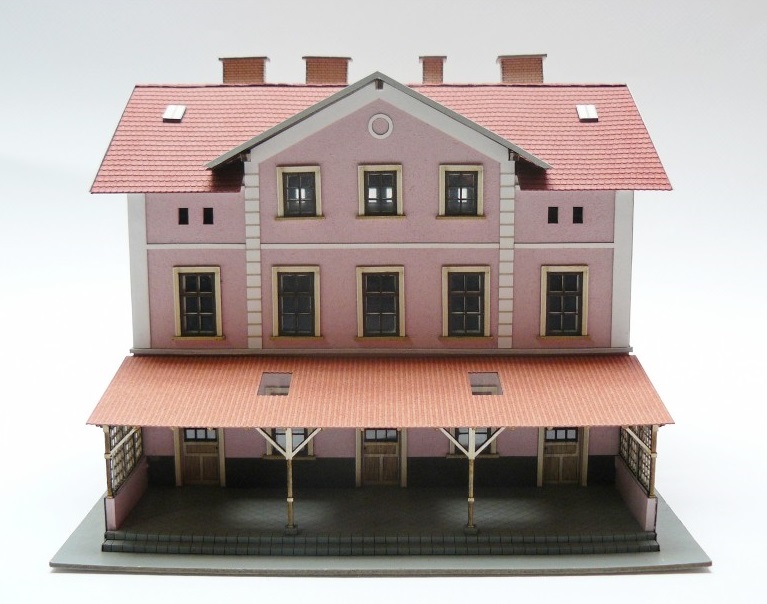 Igra model 171012 Výpravní budova 16/H, stavebnice Laser Cut