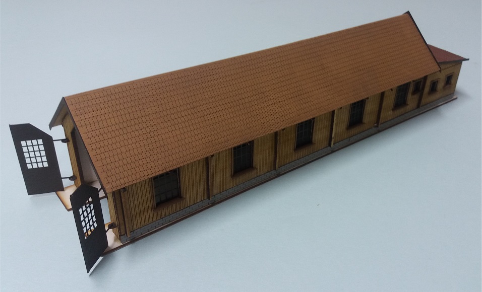 BuBi-model TT60080 Výtopna jedno stání dřevěná, 303 x 70 x 59 mm, barvená stavebnice Laser-Cut !!! AKCE !!!