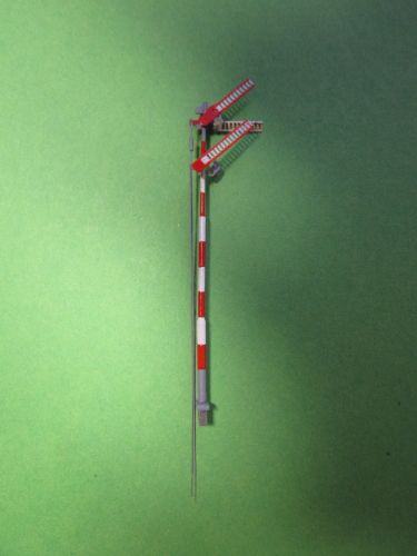 DK-model H00964 Mechanické návěstidlo tříramenné, vjezdové, bez pohonu