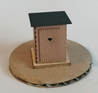 BuBi-model H070060sh Kadibudka, světle hnědá, 20 x 19 x 29 mm, hotový, sestavený a nabarvený model