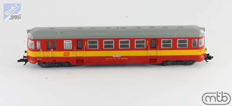 MTB 820068 Motorový vůz 820 068-5 (M240) ČD Singrovka