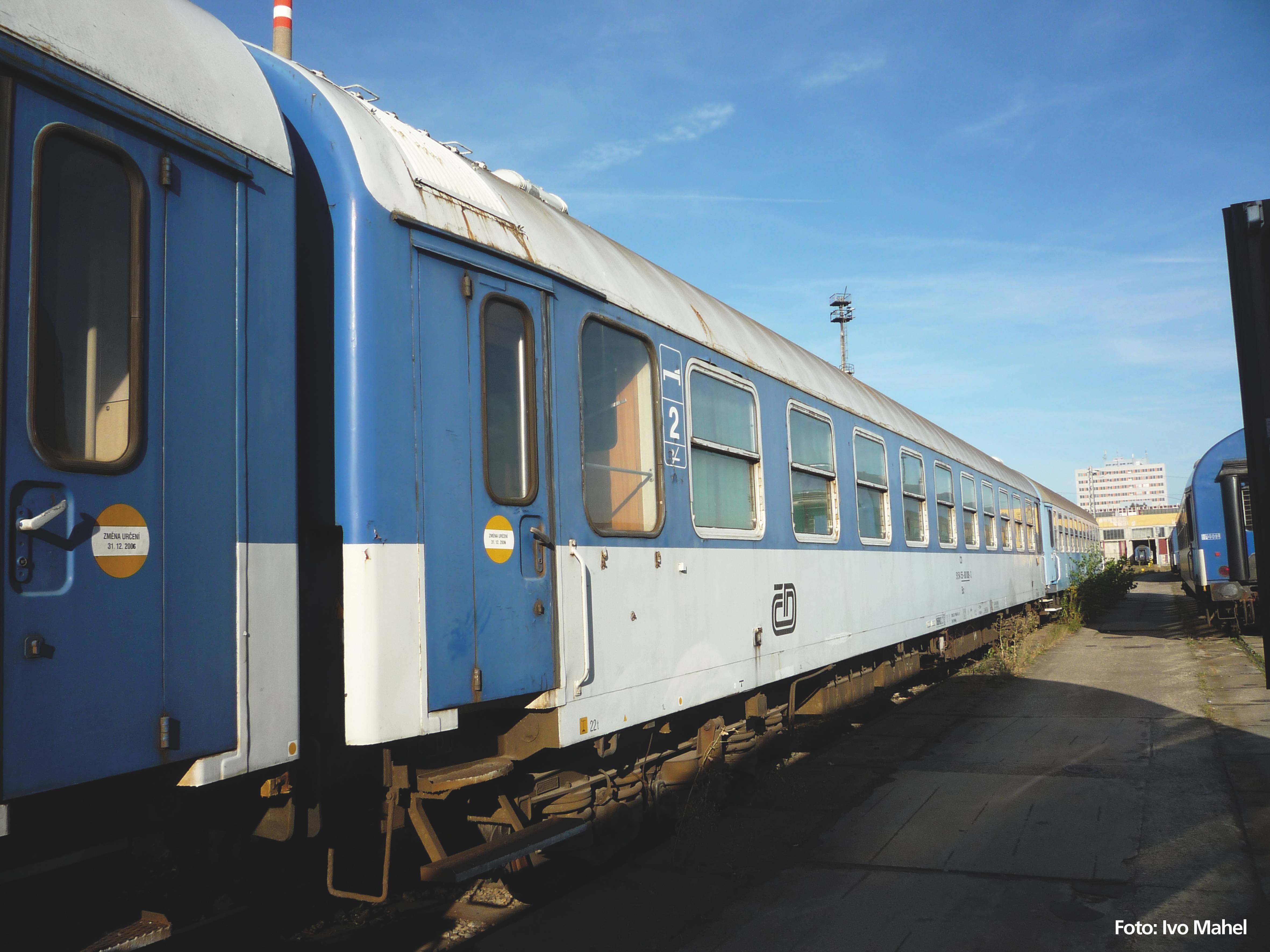 Piko 58557 Lehátkový 4-osý vůz 2. tř. Y Bc ČD