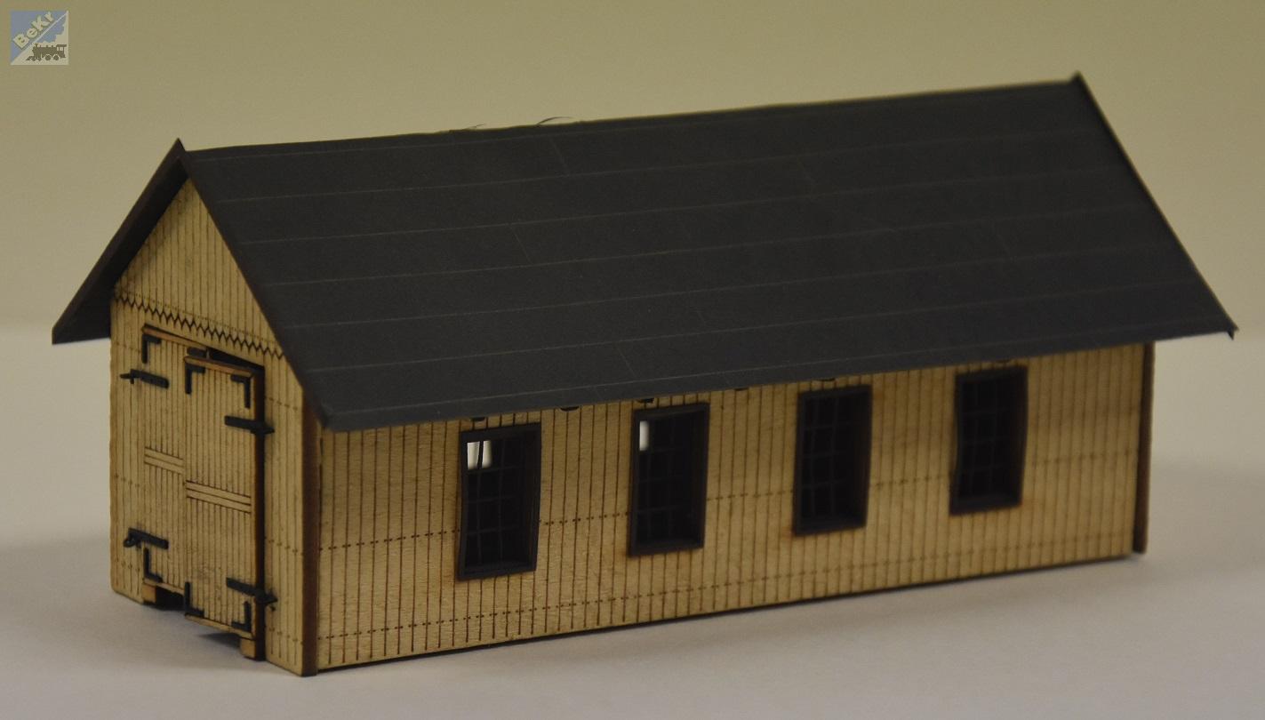BuBi-model H060137 Výtopna dřevěná jedno stání, 180 x 70 x 85mm (stání 155mm), barvená stavebnice Laser-Cut !!! AKCE !!!