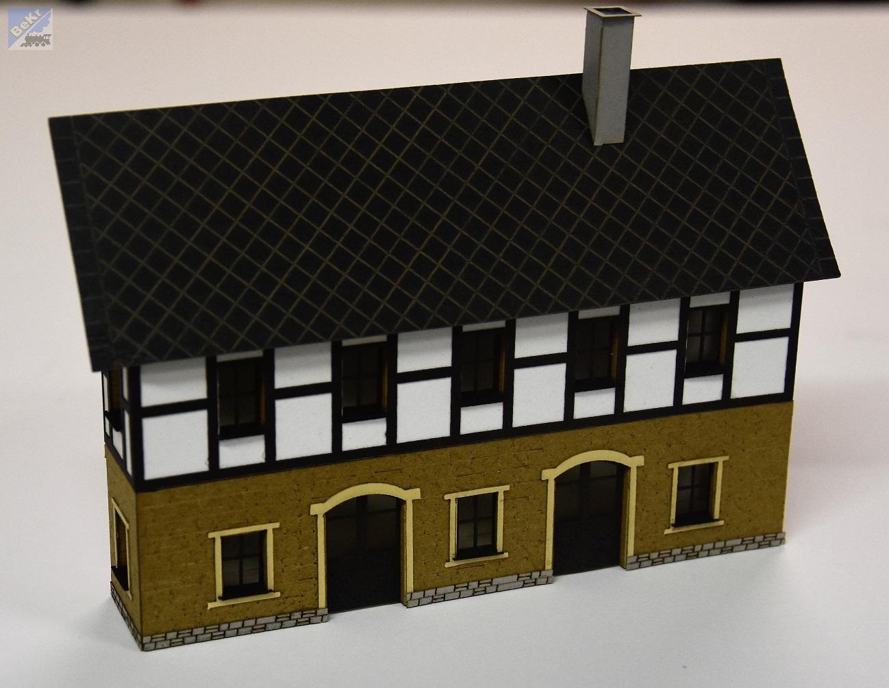 BuBi-model TT60165 Dům Bad Schandau 2 - poloreliéf, 128 x 20 x 98mm, barvená stavebnice Laser-Cut