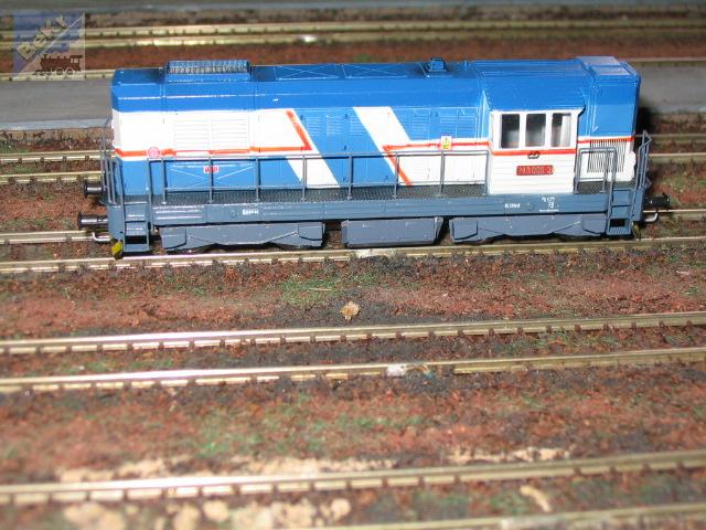 DK-model TT0206 Motorová lokomotiva řady 743 (T466.3), stavebnice z leptaného plechu