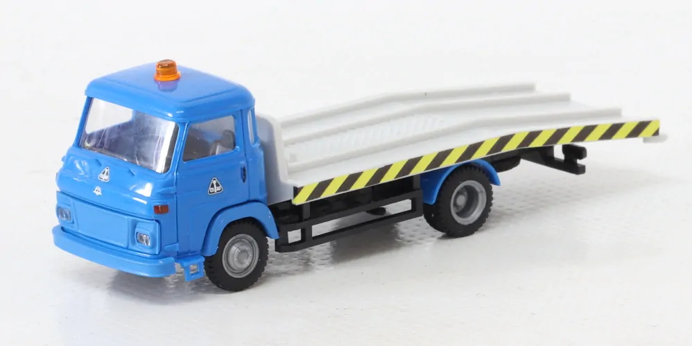 Igra model 66518117 Avia odtahovka ČSAO, stavebnice
