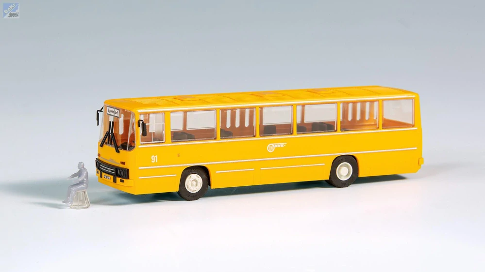 Auhagen 66057 Autobus IKARUS 260 "Karl-Marx-Stadt", stavebnice