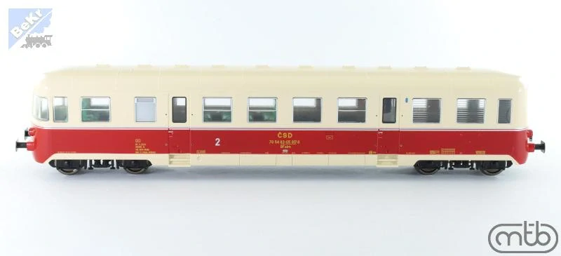 MTB BFalm017 Přípojný 4-osý vůz 2./tř., BFalm s poštovním oddílem k motorovému vozu M240/820 ČSD s osvětlením - analog/digitál