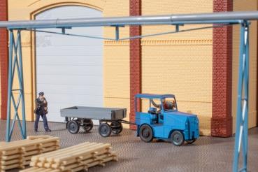 Auhagen 41636 Malotraktor s vlečkou, vysokozdvihem a radlicí stavebnice