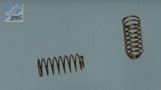 Roco 114197 Pružina tlačná 2,8/1,6 x 8 mm, 1ks
