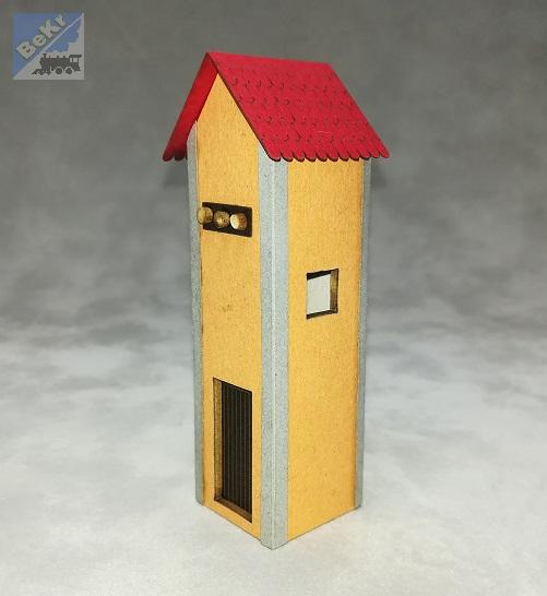 BuBi-model H070016 Trafostanice vysoká, š: 25 x d: 25 x v: 85 mm, barvená stavebnice Laser-Cut