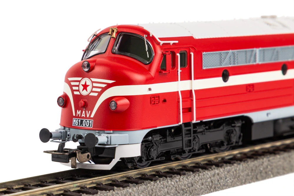 Piko 52507 Dieselová lokomotiva M61 001 MÁV NoHAB