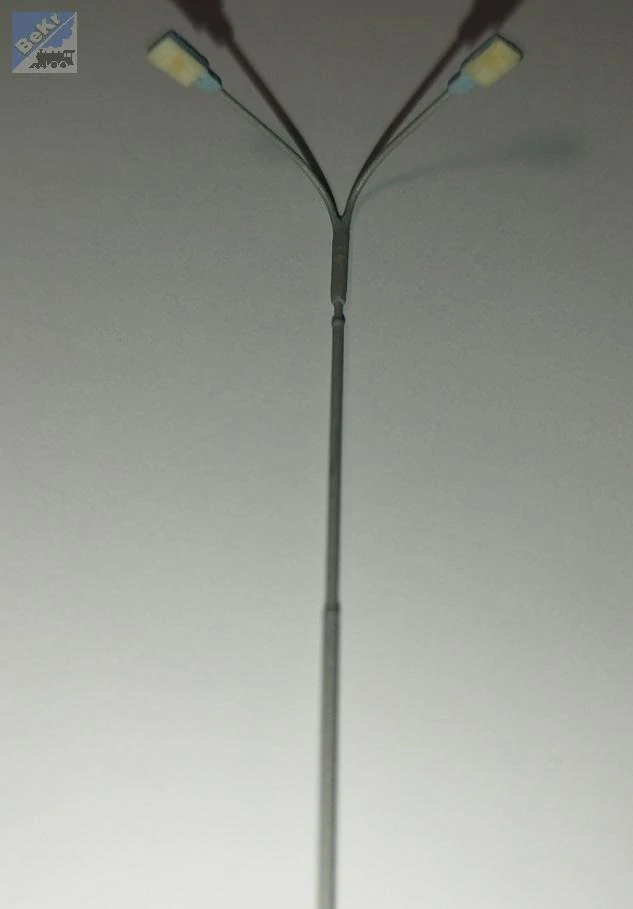Dominik N52Vxp Pouliční lampa tvaru V DOMINIK žlutá