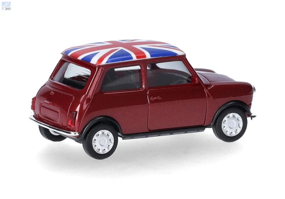 Herpa 431149 Mini Cooper Mayfair s pravostranným řízením, 2 přídavnými světlomety a dvoudílnou maskou chladiče, metalická barva Nightfire Red