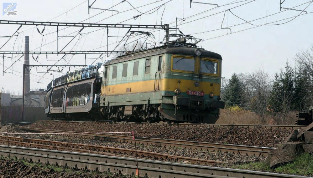 Roco 7510135 Elektrická lokomotiva 121 046-7 ČD nákladní Bobina se zvukem