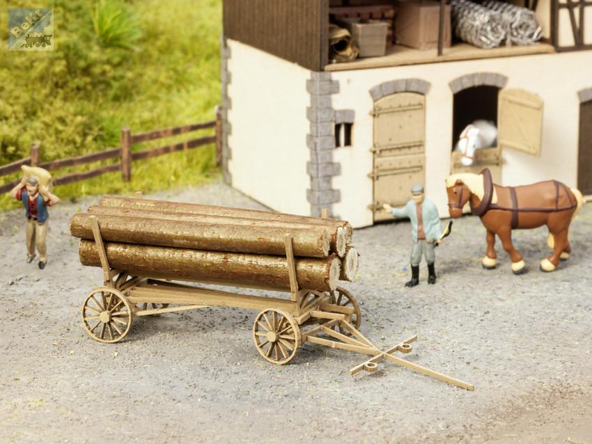 Noch 14243 Dřevěný vůz na přepravu klád, stavebnice Laser-Cut