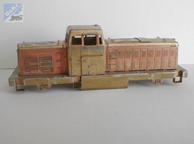 Jan Cekul 050118 Dieselová lokomotiva725 ex. T444.0 Karkulka, stavebnice modelu z leptaného plechu