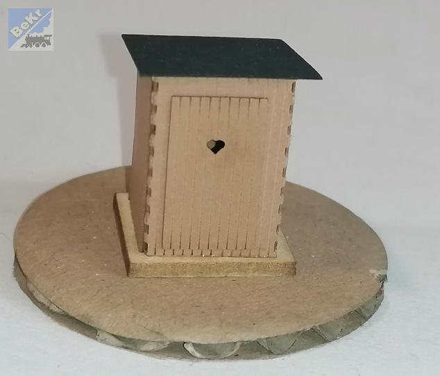 BuBi-model TT70060sh Kadibudka, světle hnědá, 14 x 14 x 24 mm, hotový, sestavený a nabarvený model