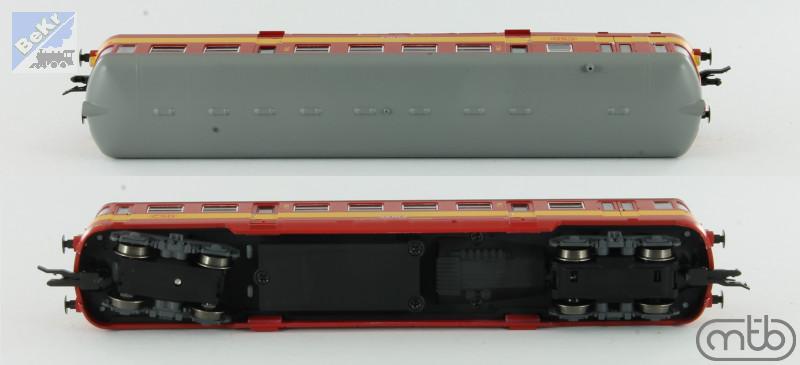 MTB 820009 Motorový vůz 820 009-9 (M240) ČSD Singrovka
