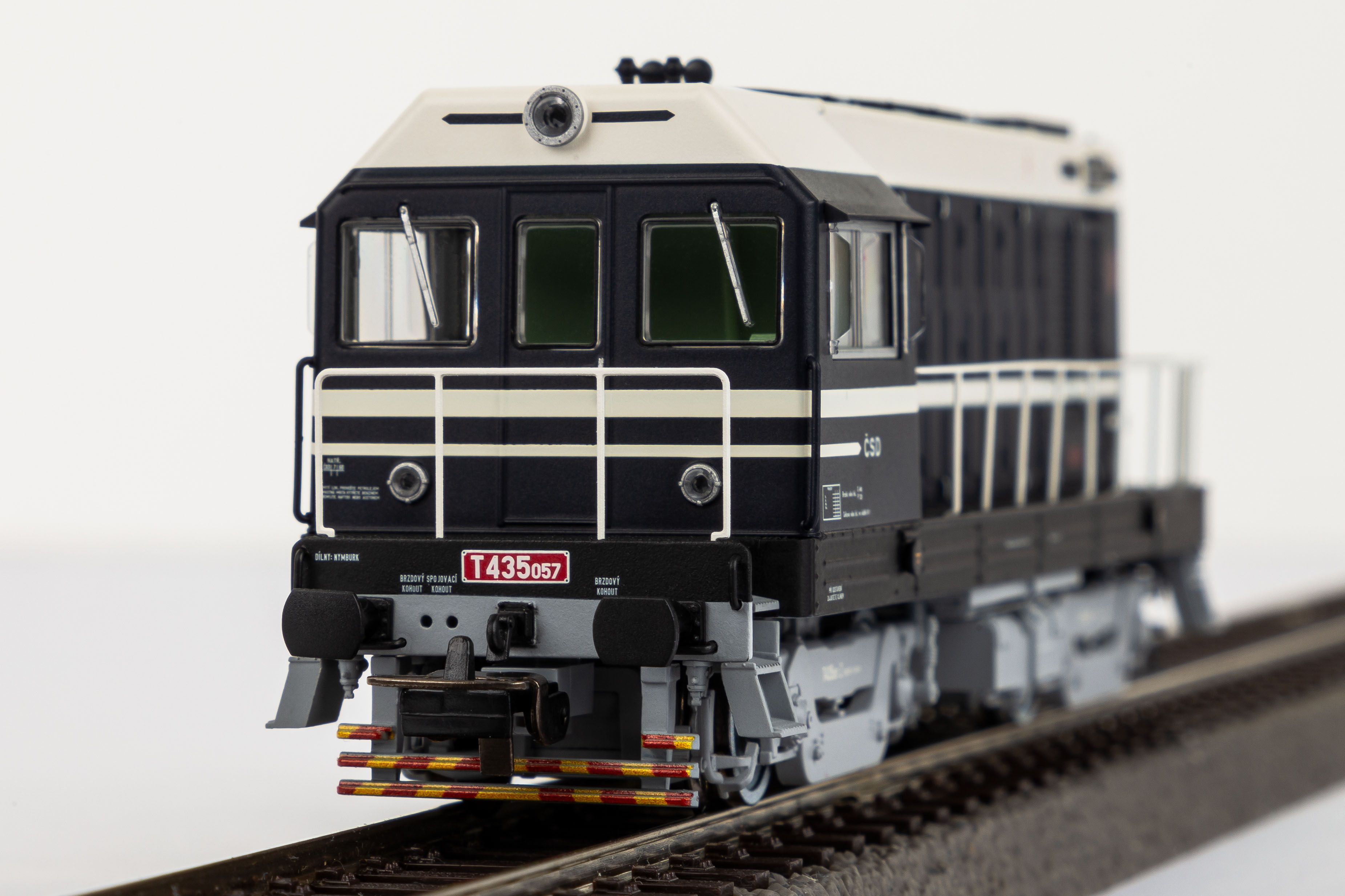 Piko 52438 Dieselová lokomotiva T435 057 ČSD Hektor s Pensylvánskými podvozky se zvukem !!! AKCE !!!