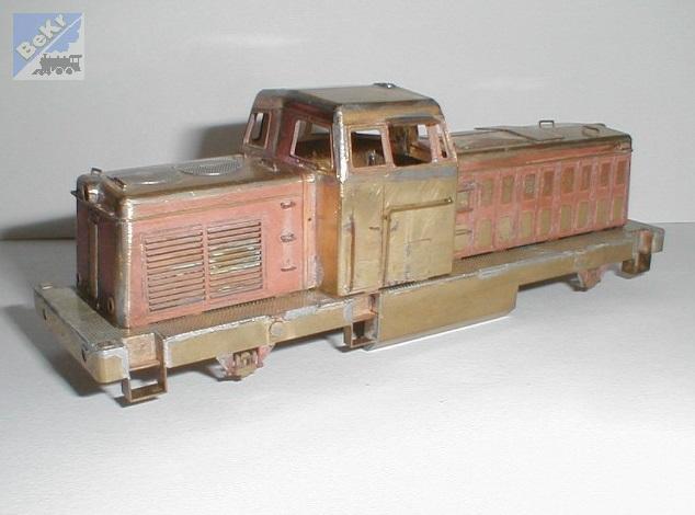 Jan Cekul 050118 Dieselová lokomotiva725 ex. T444.0 Karkulka, stavebnice modelu z leptaného plechu