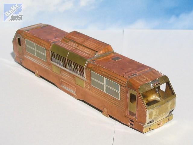 DK-model TT0401 Elektrická lokomotiva řady 350 (ES499.0), stavebnice z leptaného plechu
