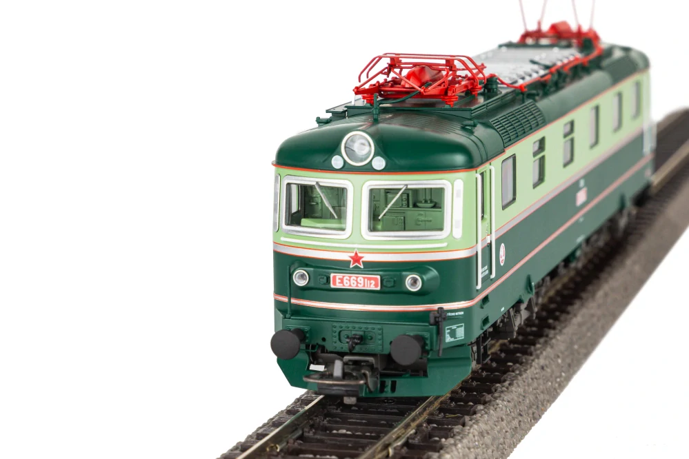 Piko 21020 Elektrická lokomotiva E669.112 Šestikolák ČSD