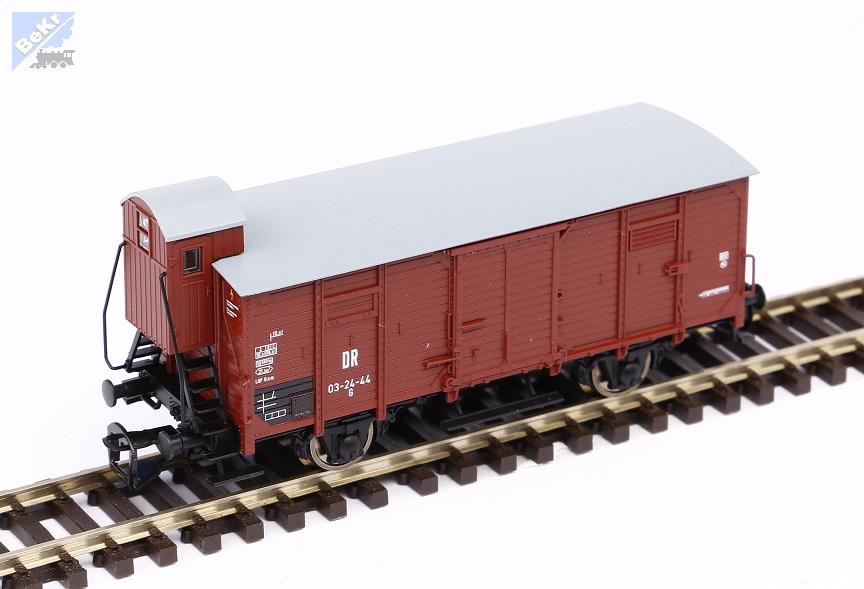 Piko 47760 Uzavřený 2-osý vůz G s brzdařskou budkou DR