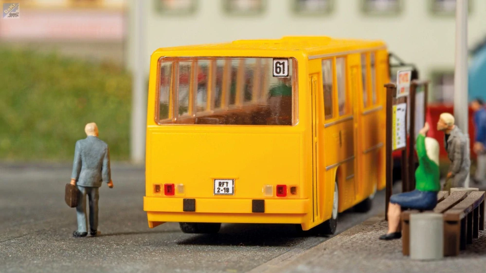 Auhagen 66056 Autobus IKARUS 260 "Drážďany", stavebnice