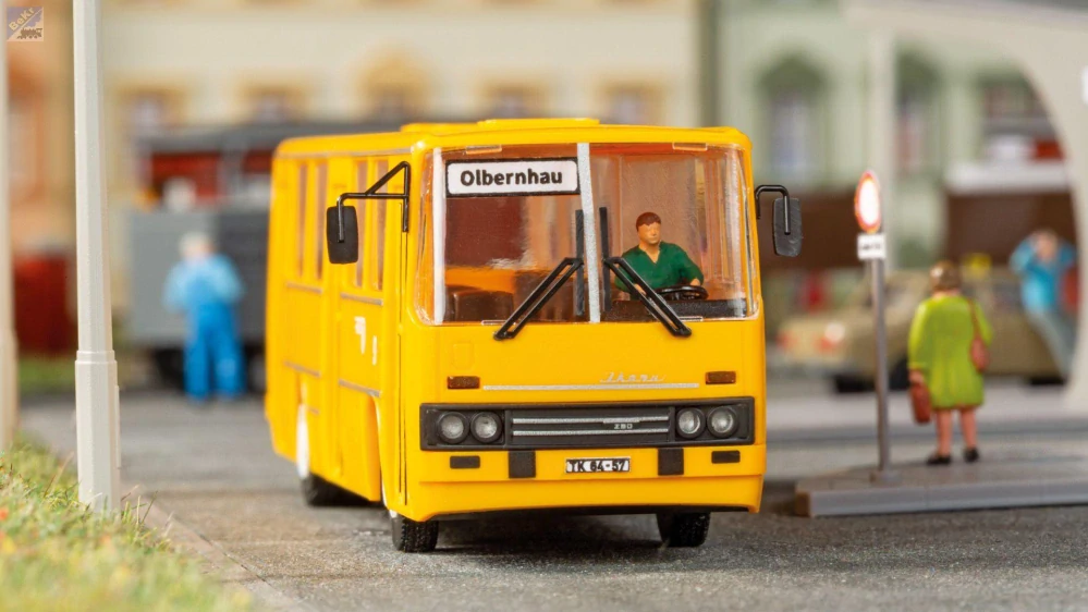 Auhagen 66057 Autobus IKARUS 260 "Karl-Marx-Stadt", stavebnice